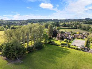 Photo 24- click for photo gallery